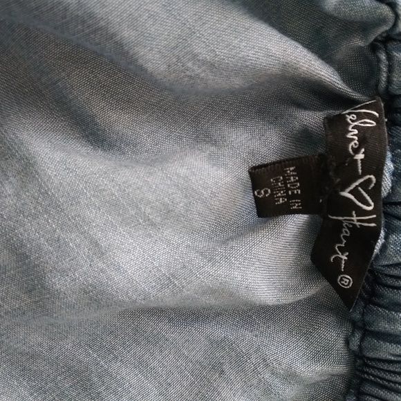 Top - Picture 3 of 3